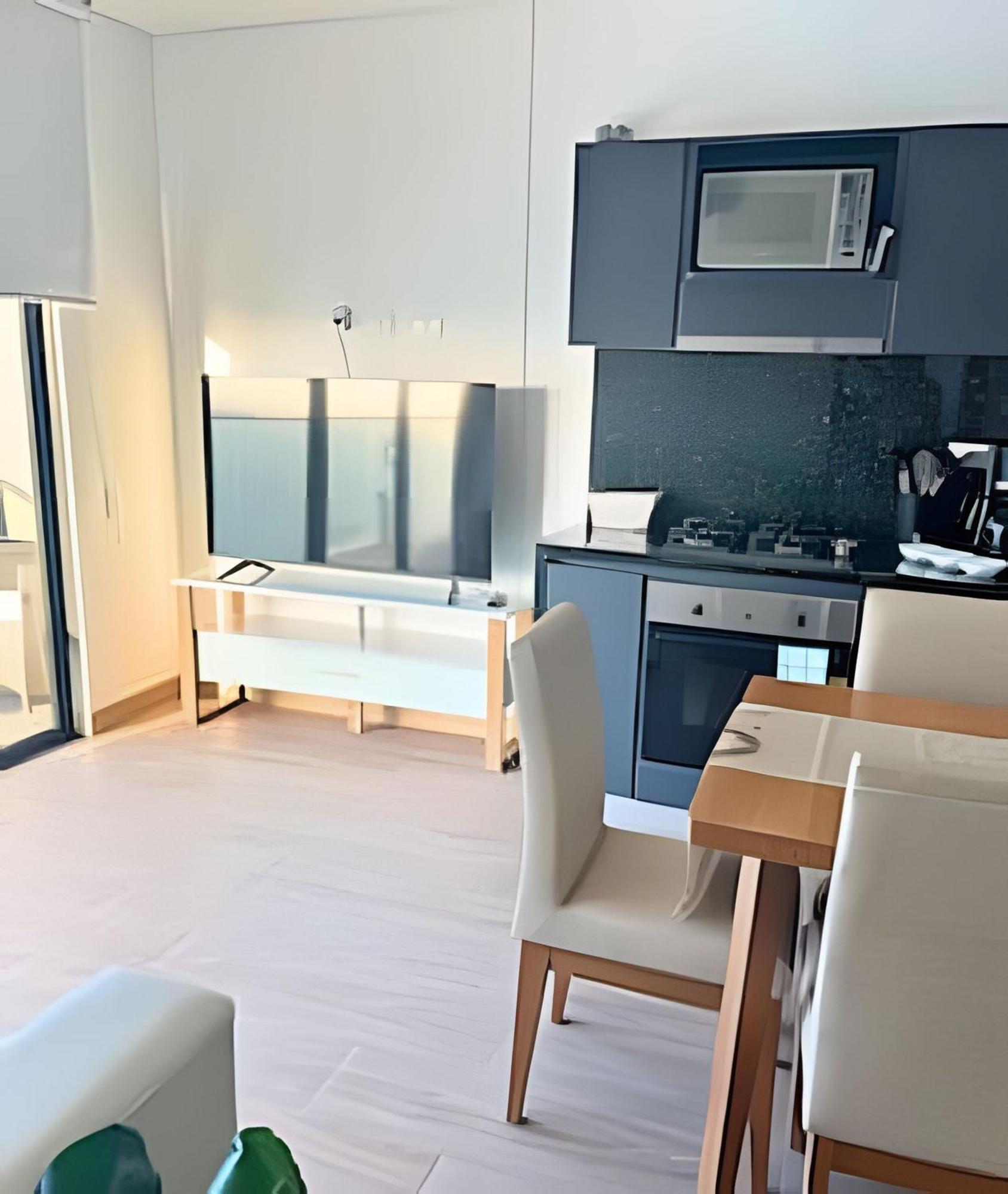 Stuning View To Walled & Beach, King Size Bed Cartagena