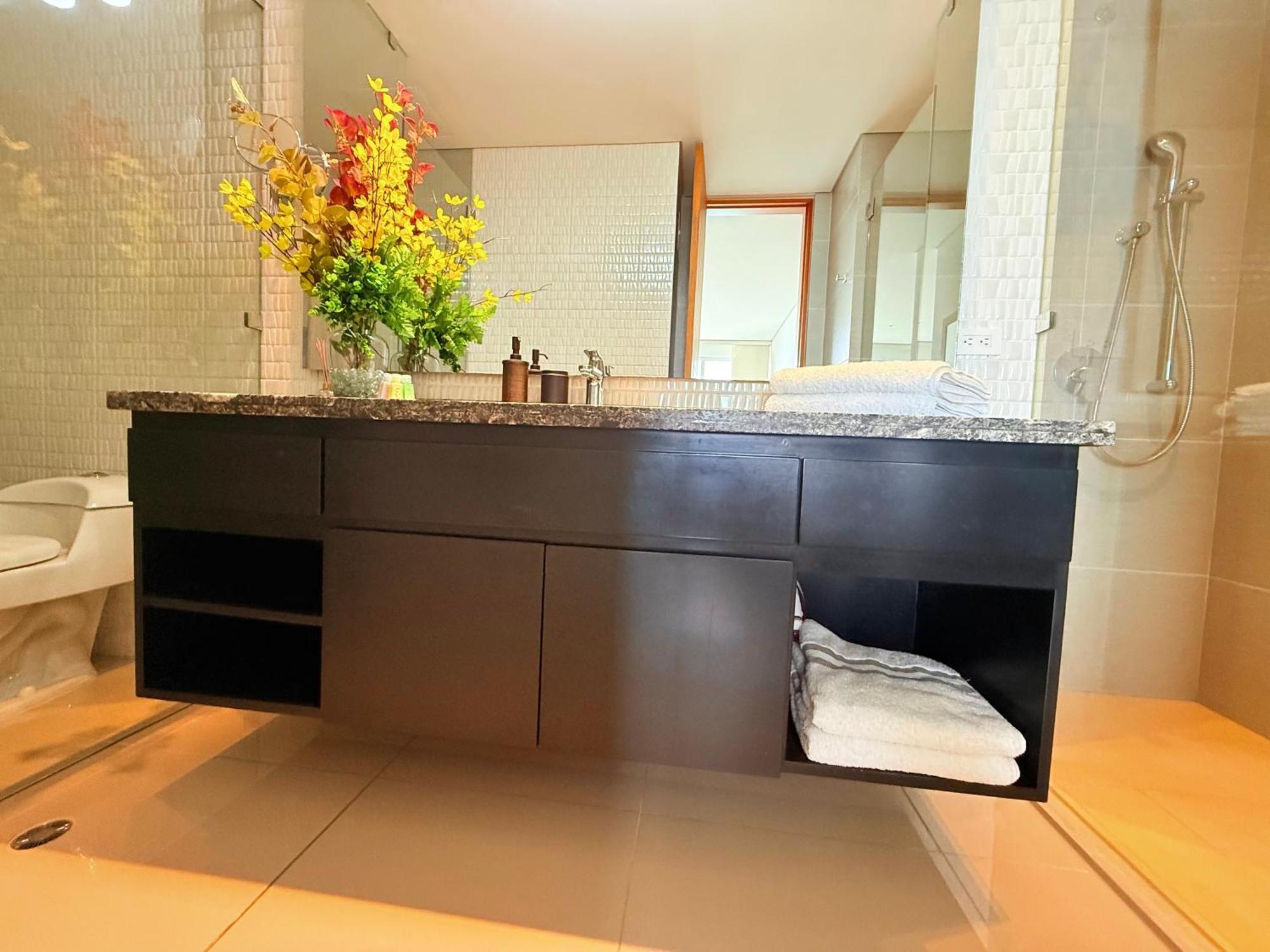 Apartment Moderno 1504 *