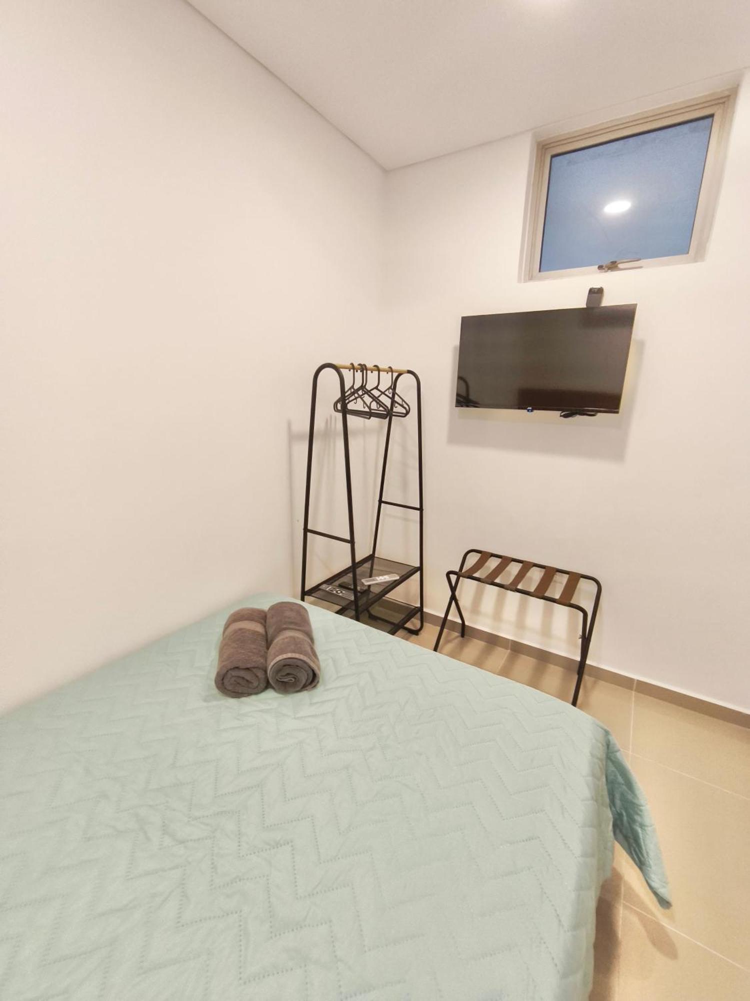 Great Sunsets & Sea Views, Near Beach&downtown Apartamento
