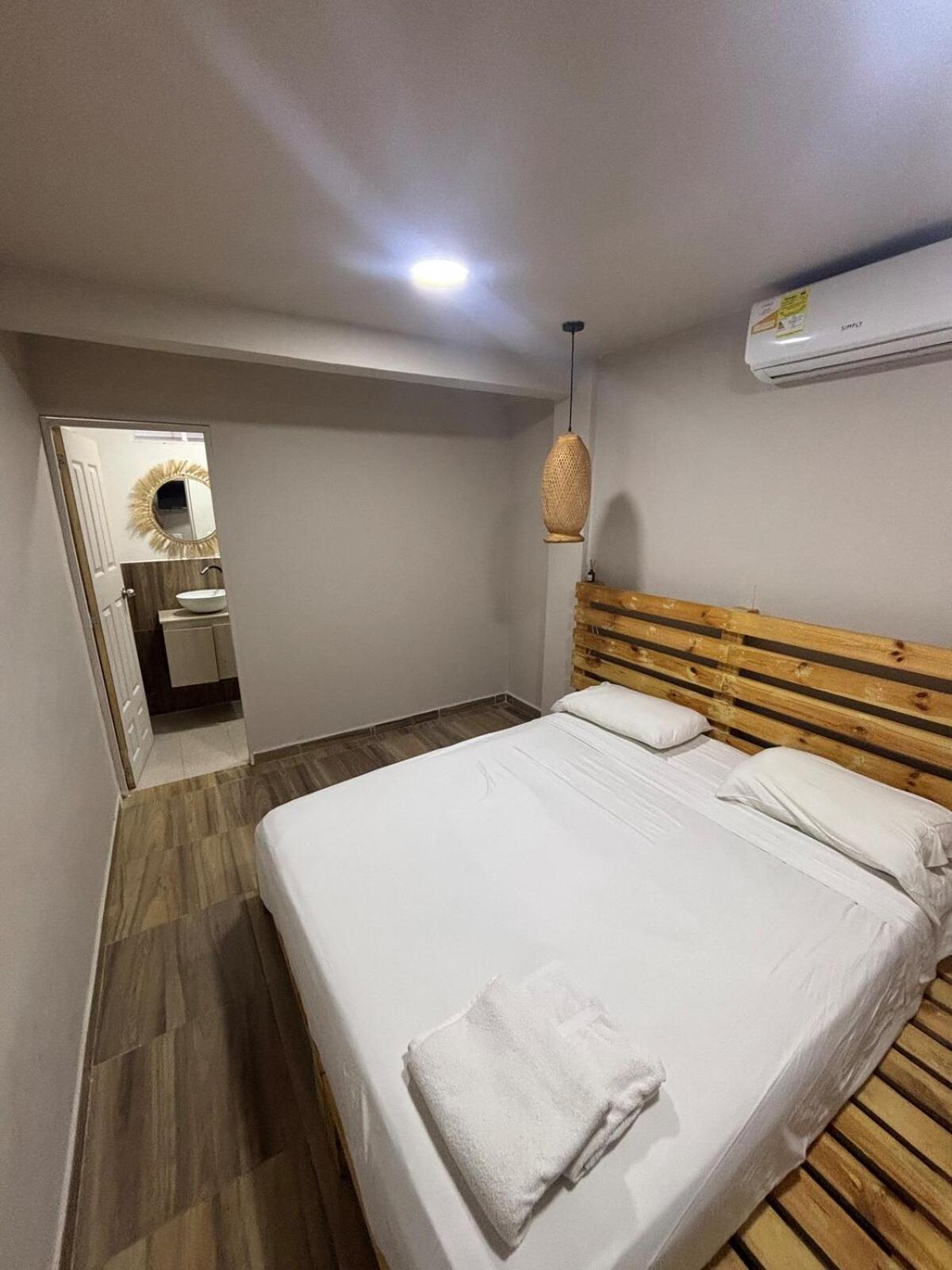Wonderful Trinity House In Crespo. * Cartagena