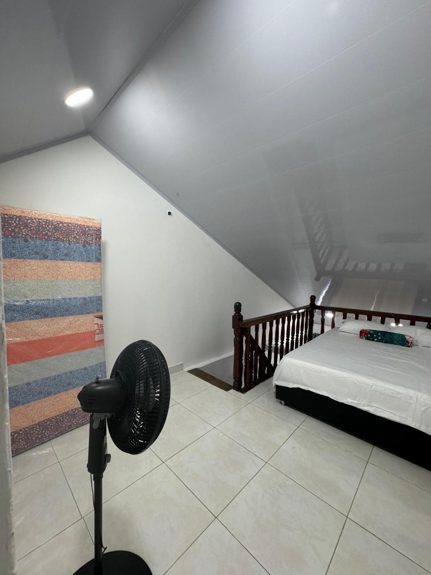 Apartamento Edificio Frente A La Playa En Cartagena, Marbella Cartagena