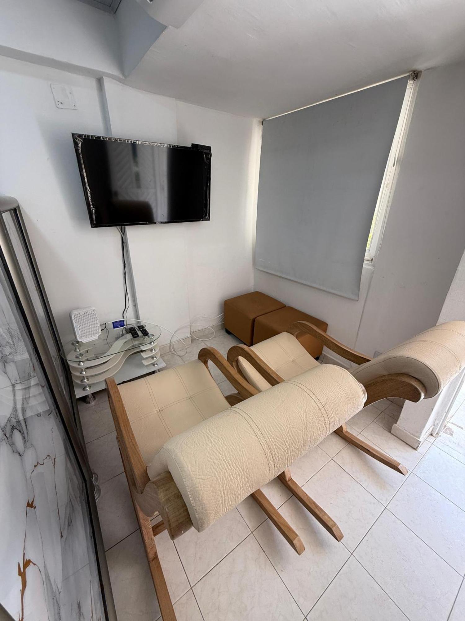 Hermoso Estudio En Edificio Frente Al Mar Apartamento