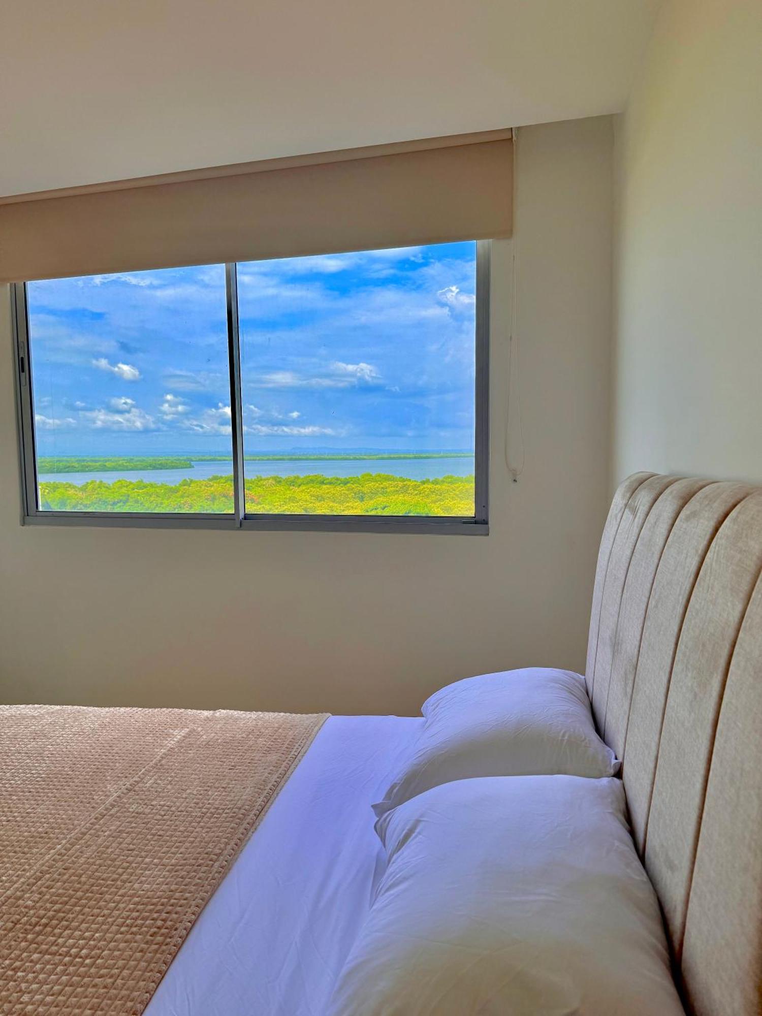 Apartamento En Cartagena Con Vista Al Mar, Piscina Rooftop Y Playa Cartagena