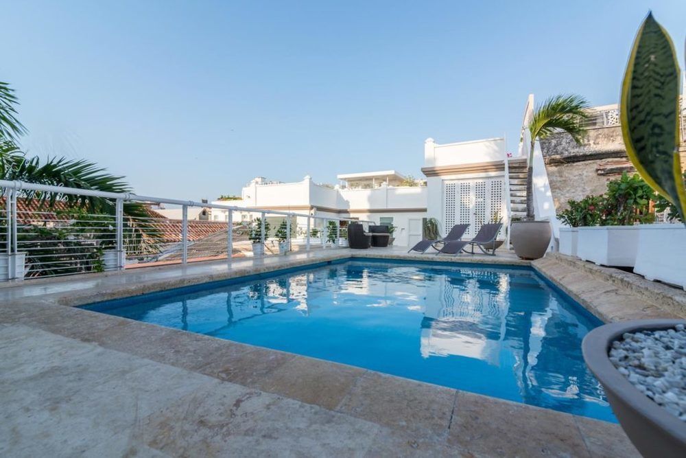 Apartamento Ofihotel Perla 4*