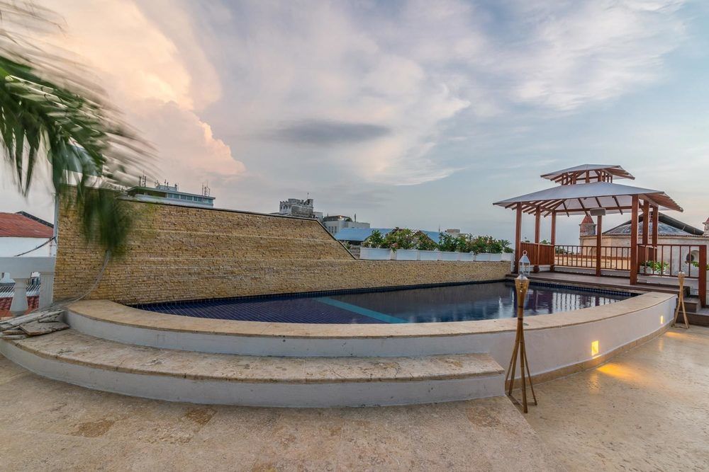 Ofihotel Perla
