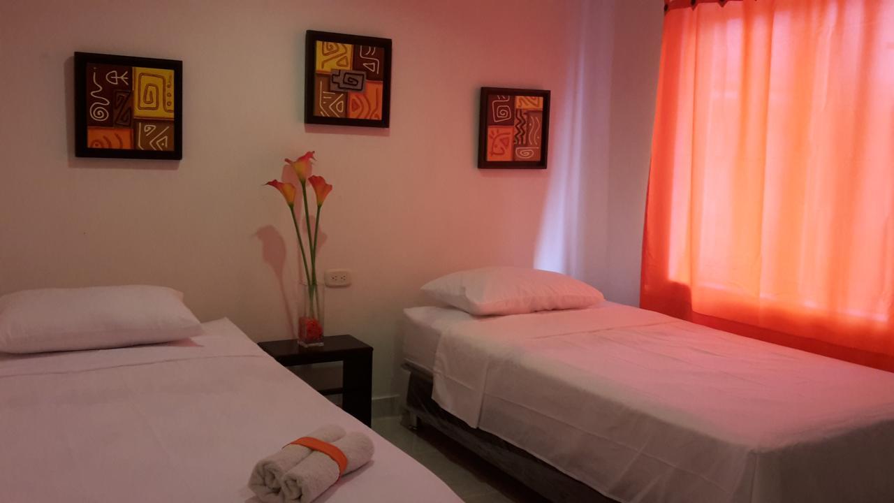 Hotel Manzanillo 2*