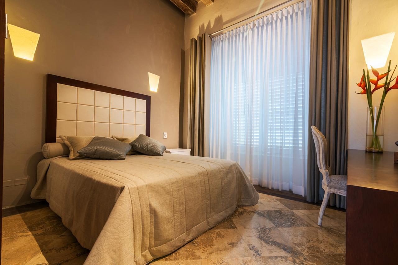 Ofihotel Perla