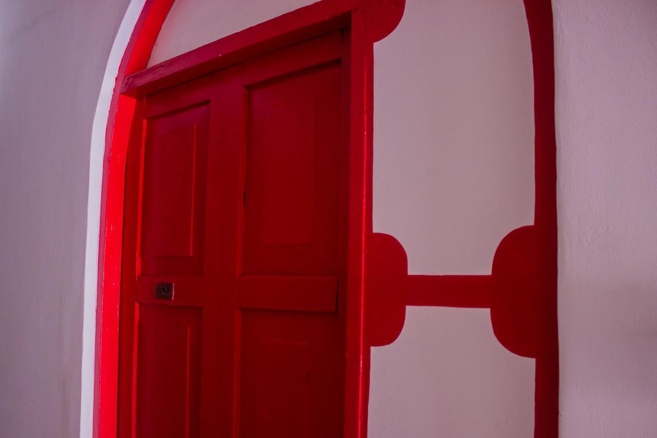 Hostel La Costena *