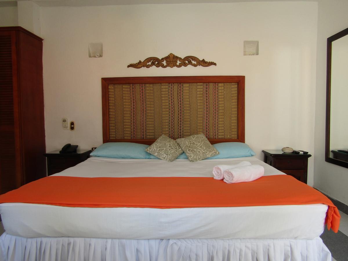 Casa Real Hotel 3*