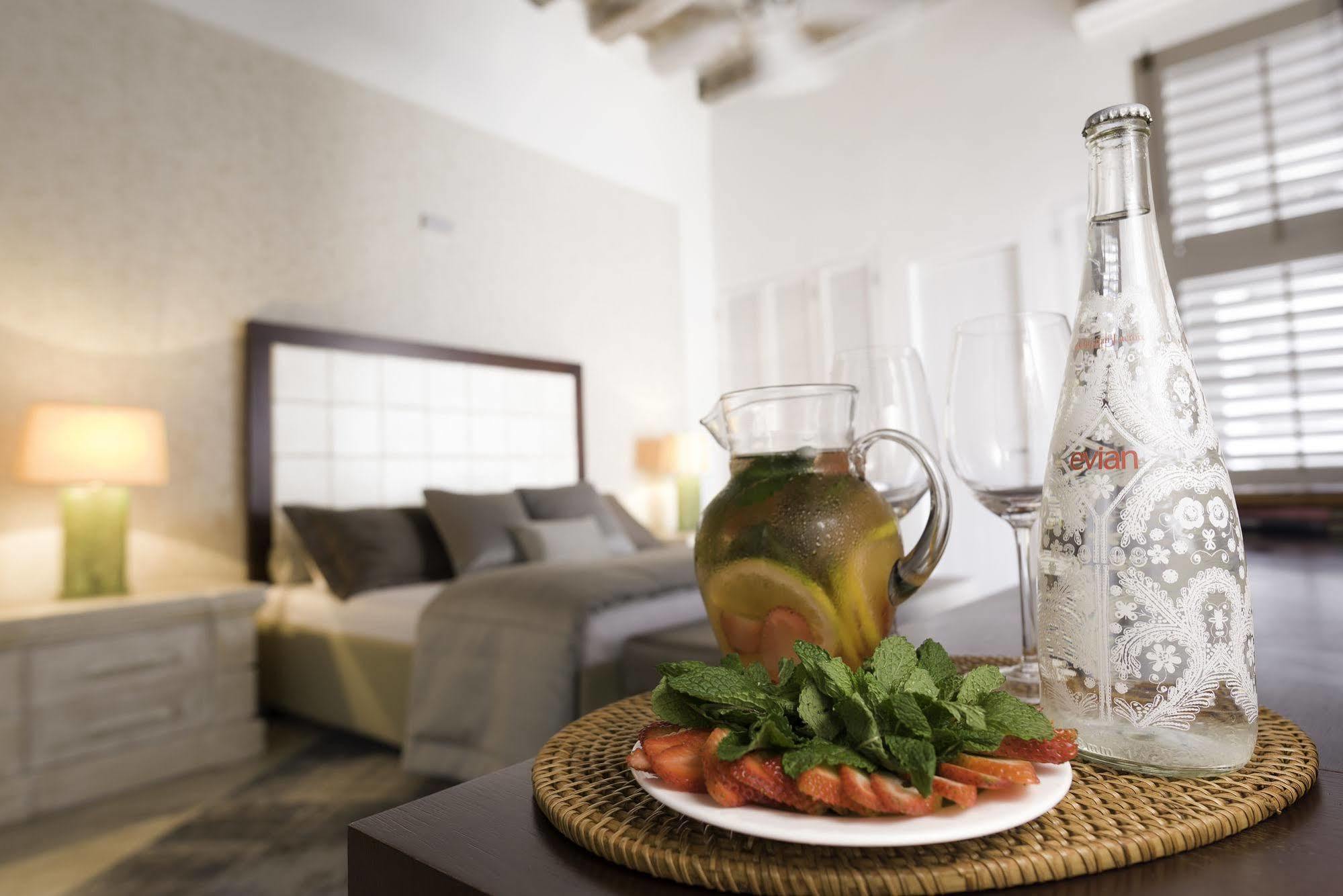 Ofihotel Perla