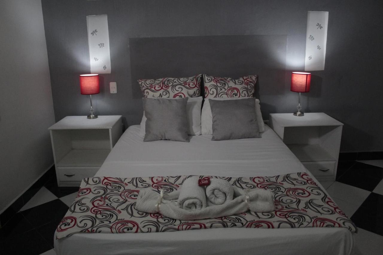 Hostel La Costena *