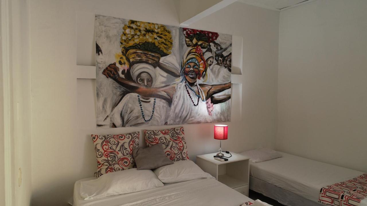 Hostel La Costena *