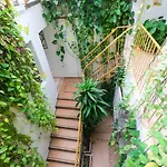 Casa Mary B&B