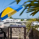 Casa Hotel Brisas del Mar