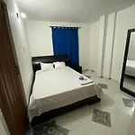 Apartamento entero 5 min del aeropuerto y playas !