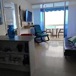 Hermoso apartamento con vista al mar