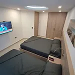 Apartamento Moderno El Laguito Junto Al Mar 705