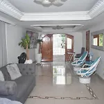 Habitaciones Privadas En El Emblematico Barrio De Manga