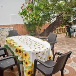 Habitaciones Privadas En El Emblematico Barrio De Manga