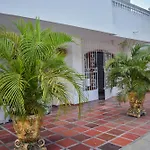 Habitaciones Privadas En El Emblematico Barrio De Manga