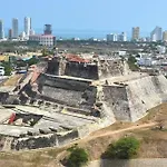 Casa Cerca A El Mar Con Parqueadero