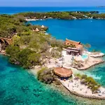 Casa Cerca A El Mar Con Parqueadero