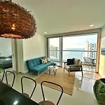 Espectacular Apartamento Piso Alto Con Excelente Vista Al Mar Y A La Ciudad Amurallada