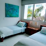 Apartamento con excelente vista al mar Dos alcobas los Morros