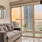 Luxury Sea View Duplex In The Heart Of The City