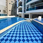 Apartamento 2 Dormitorios Laguito. Vista Mar