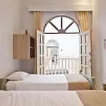 Casa La Dominica, Aldaba Selection