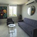 Stylish & Renovated Condo In El Laguito, Cartagena