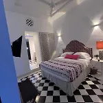 Trendy Loft Con Vista Sobre La Ciudad Amurallada
