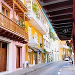 Apartment In Old City Cartagena