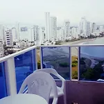 Apartamento 2207 Frente al mar El Laguito, Conquistador