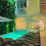 Hotel Tcherassi & Spa