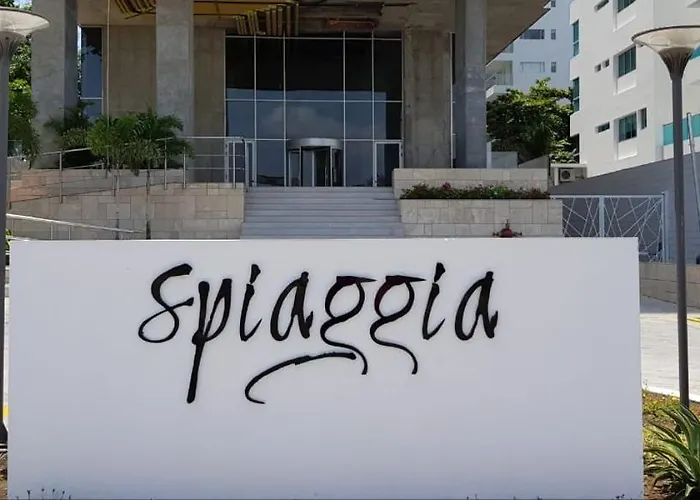 Cerca Al Hotel Americas Ctgna Spiaggia Morros Piscina Playa