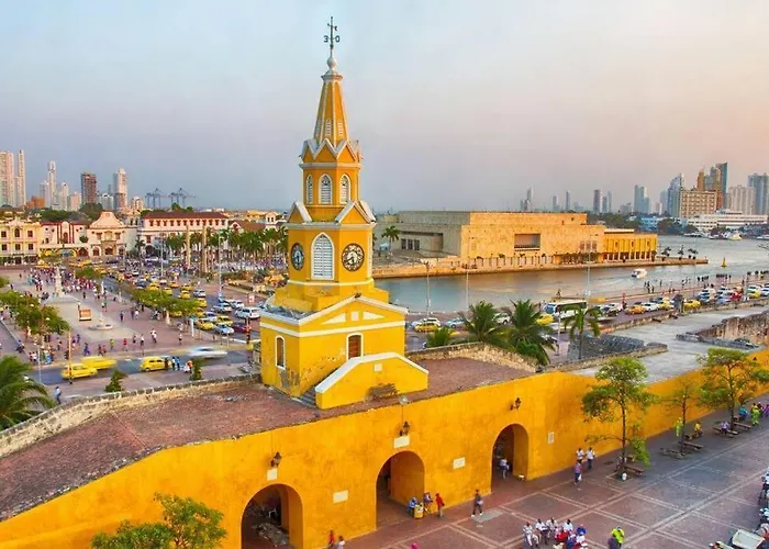 Casa Cerca A El Mar Con Parqueadero