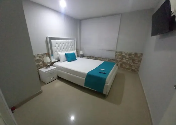 Hotel Bm-17 Cerca Al Mar Con Aire Acondicionada Y Wifi