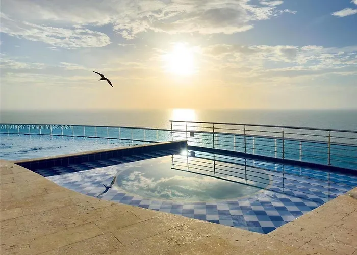 Beachfront Bliss, Your Ocean Escape