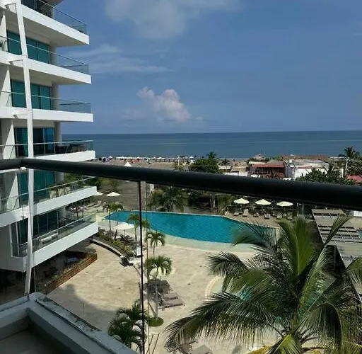 Beachfront Luxury Condo In Cartagena