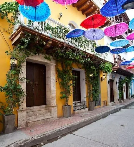 Casa La Dominica, Aldaba Selection