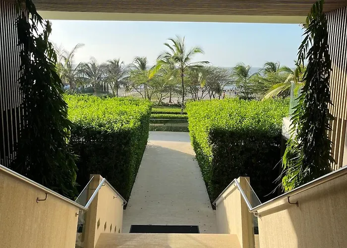 Apartment With Exit To The Sea And Mangrove
