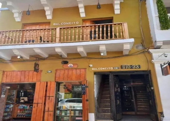 Hostal #10-33