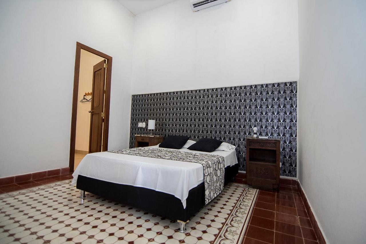 Colonial With Swimming Pool Ana Maria * Cartagena