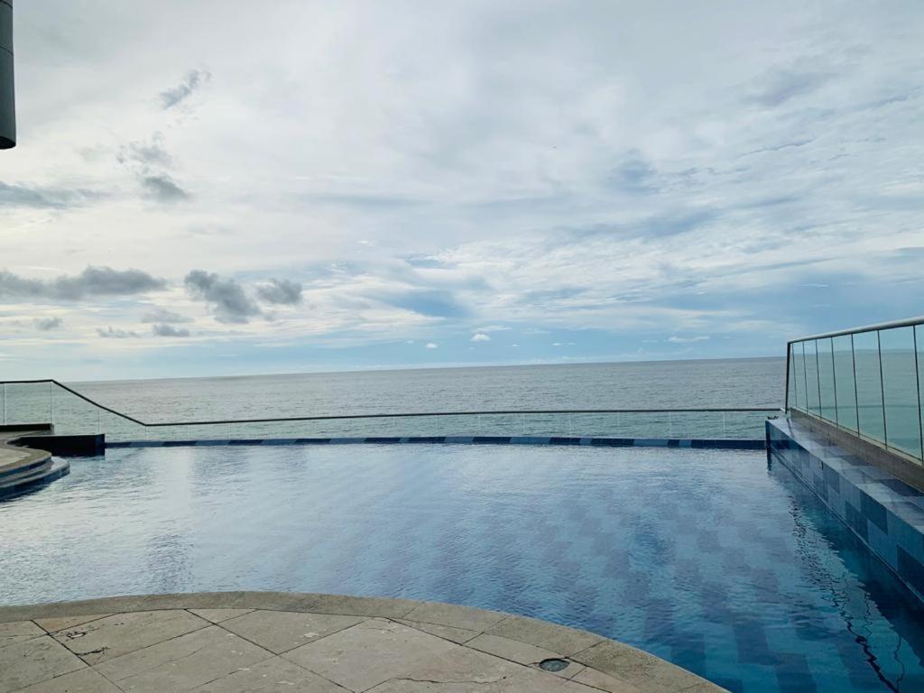 Paradise Sunset Living At Cartagena