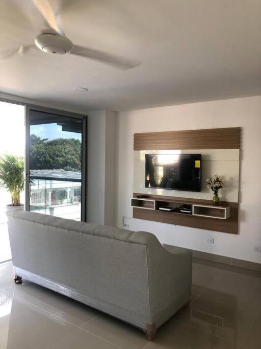 Apartamento Costero, Amplio Y Cómodo. Apartamento Cartagena