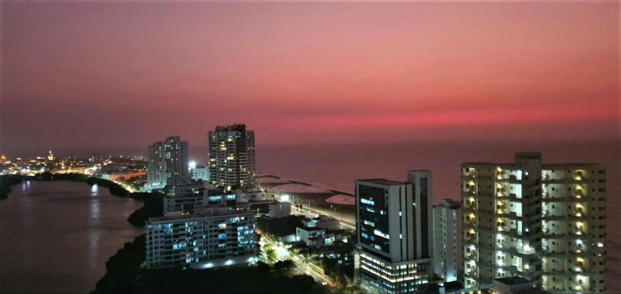 P23 Brand New High Floor, Few Blocks To Walled City Steps To Beach Apartment *