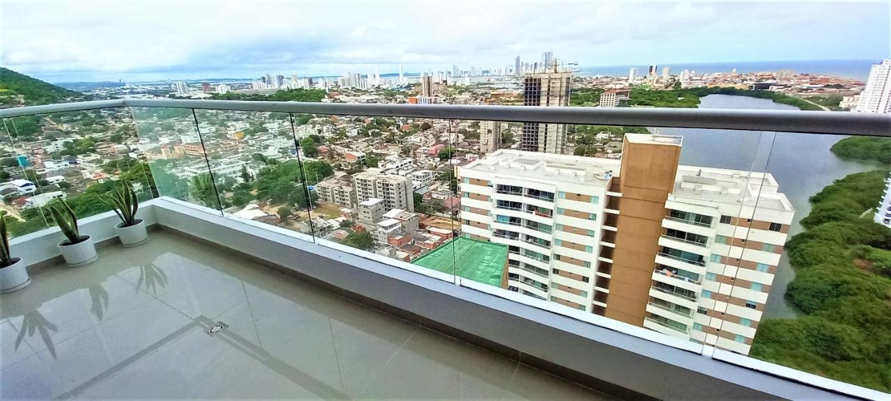 P23 Brand New High Floor, Few Blocks To Walled City Steps To Beach Apartment Cartagena