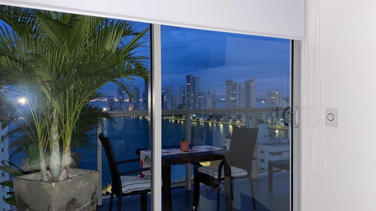 Con Espectaculares Vistas En Bocagrande Edificio Infinitum Apartamento Cartagena